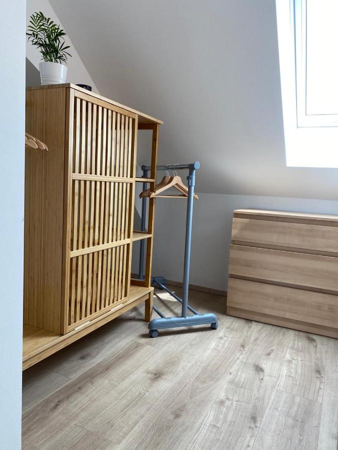 Helle 2 Zi. Wohnung Naehe Flughafen Muenchen Haimhausen  Kültér fotó