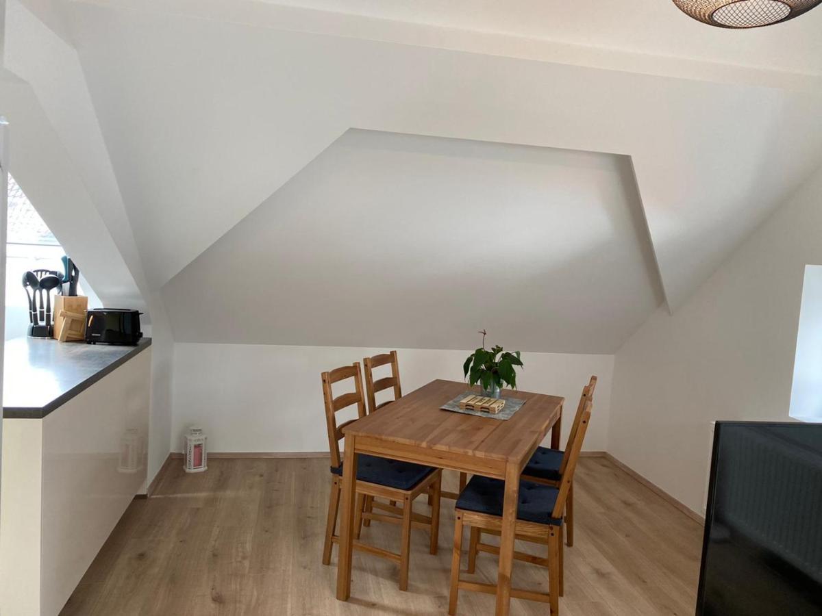 Helle 2 Zi. Wohnung Naehe Flughafen Muenchen Haimhausen  Kültér fotó
